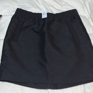 NWT black skirt with elastic waistband